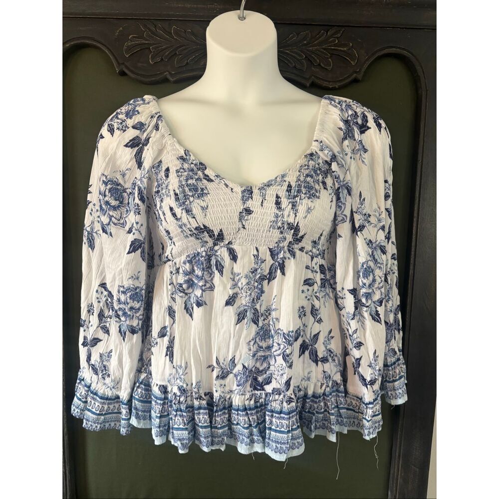 Angie White Floral Flowy Babydoll top Size Medium